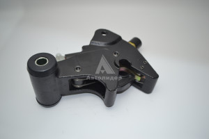 Замок кабины (гидравлический) 1605.100